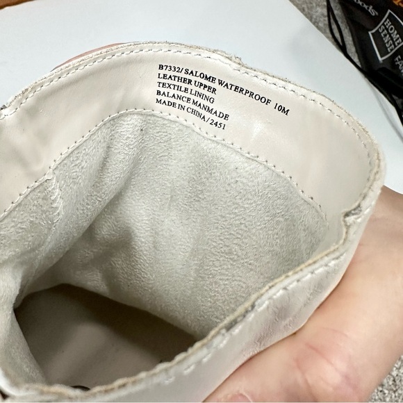 Blondo Salome Waterproof Leather Booties - Picture 6 of 9